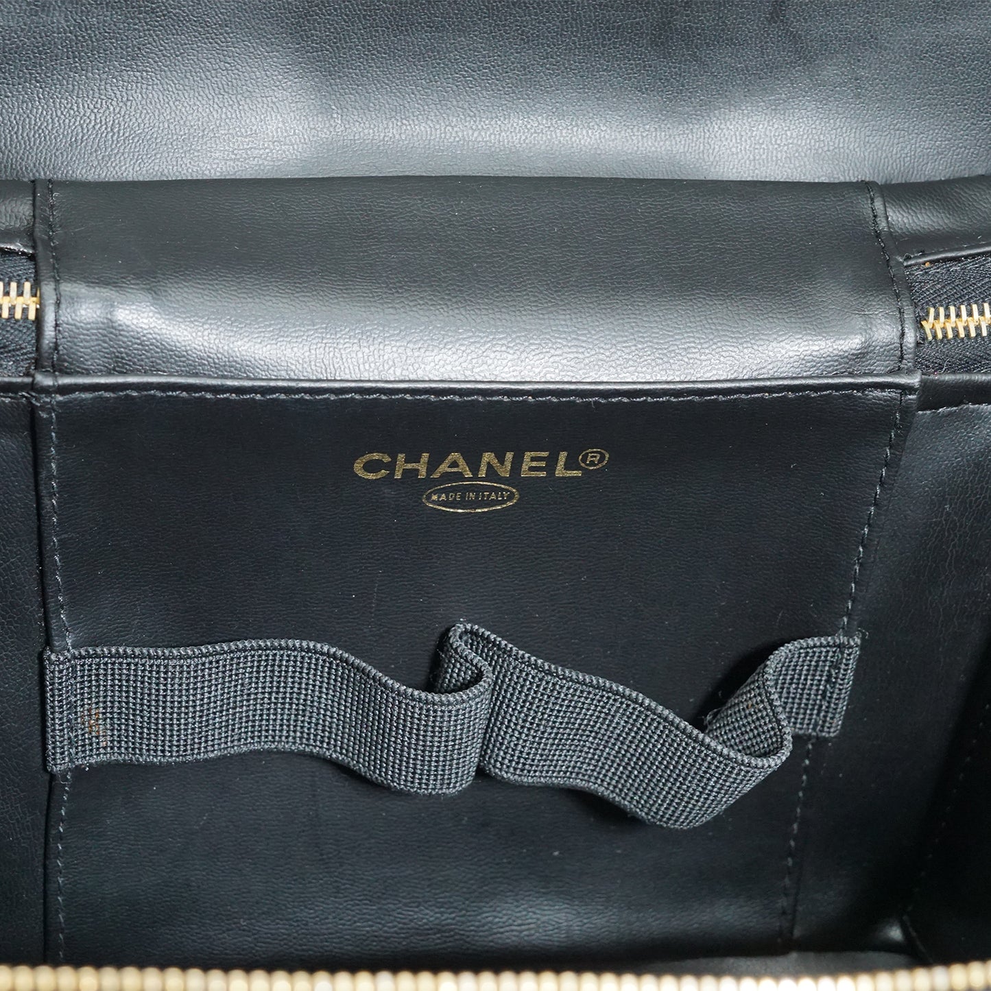 CC Caviar 2way Vanity Bag