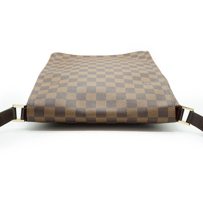 Damier Ebene Musette