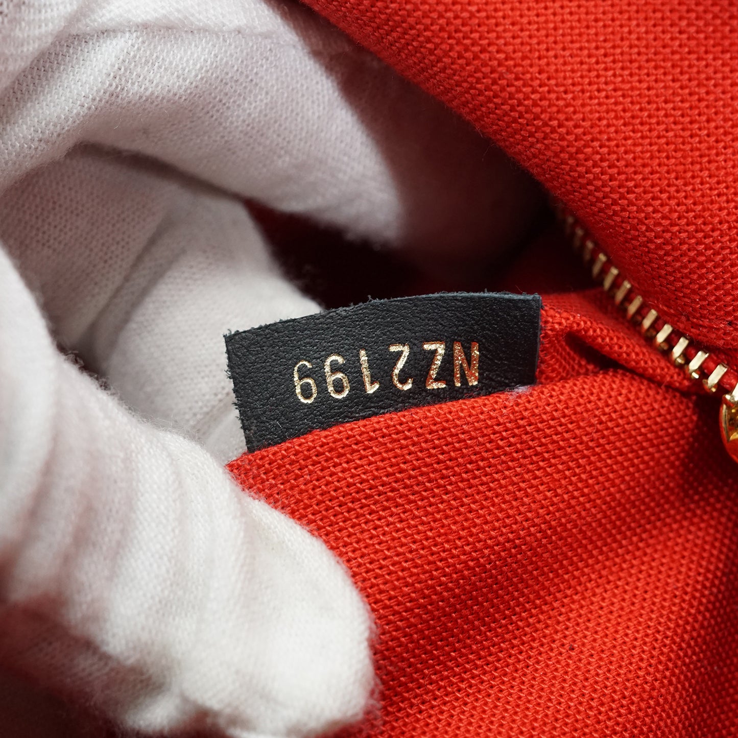 Monogram Giant Reverse On The Go GM