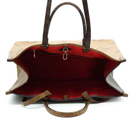 Monogram Giant Reverse On The Go GM