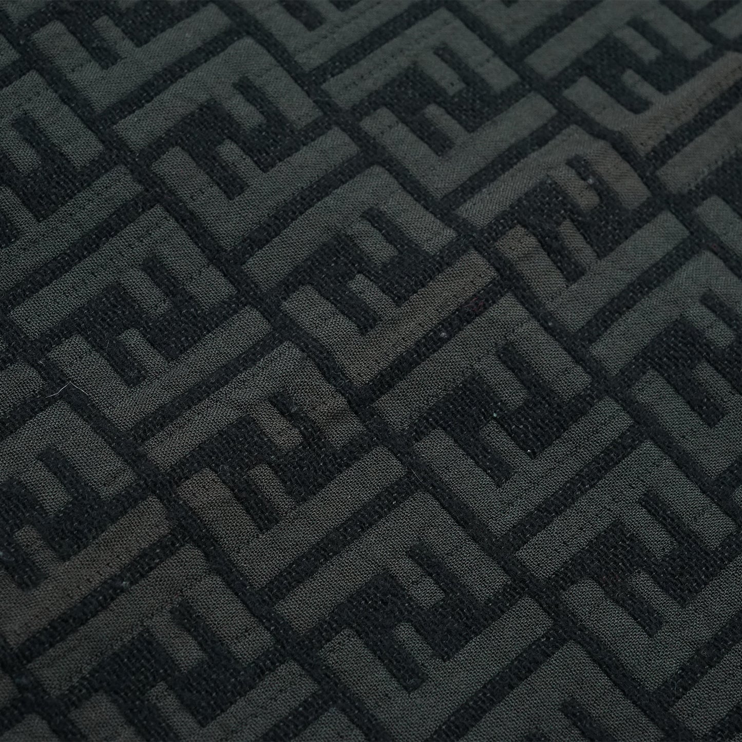 Zucca Wool Fringed Scarf