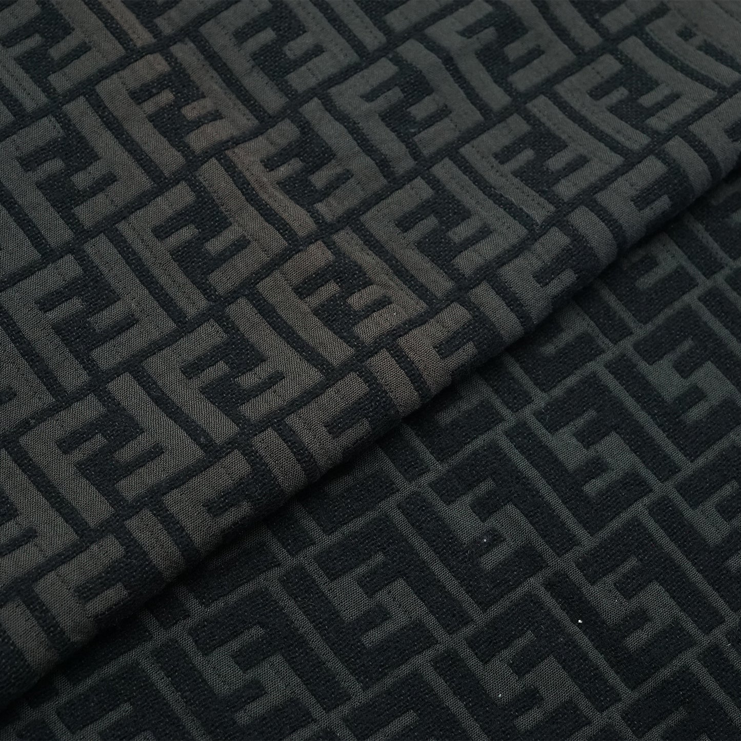 Zucca Wool Fringed Scarf