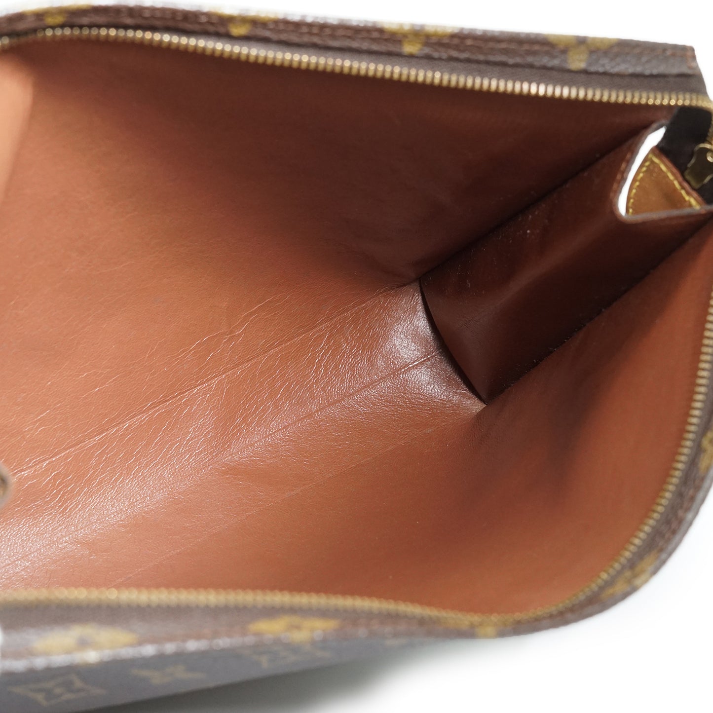 Monogram Poche Toilette 26
