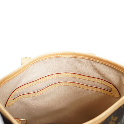 Monogram Marais Bucket PM