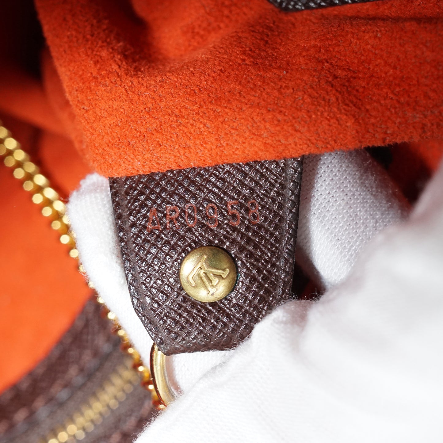 Damier Ebene Marais Bucket PM