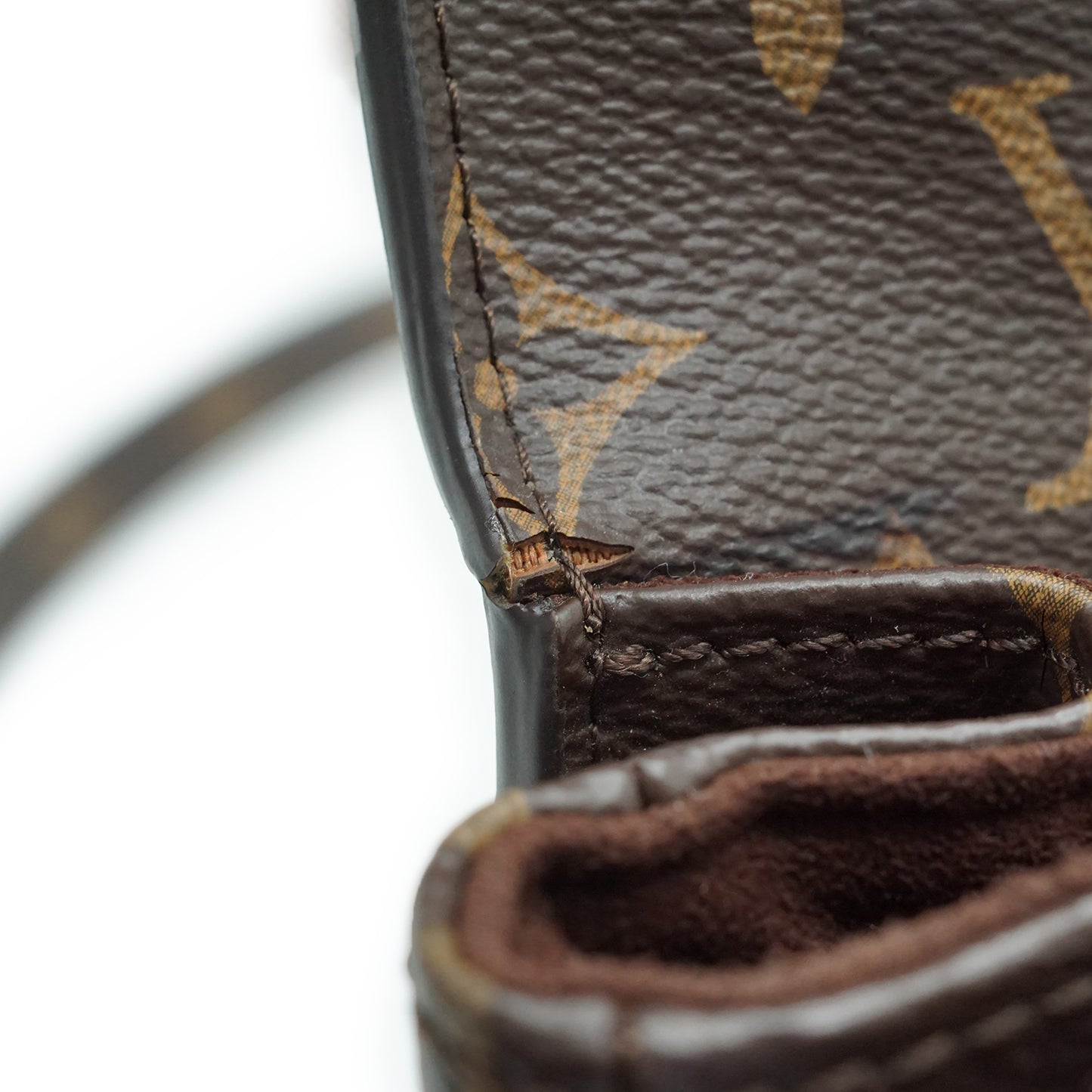 Monogram Pochette Metis