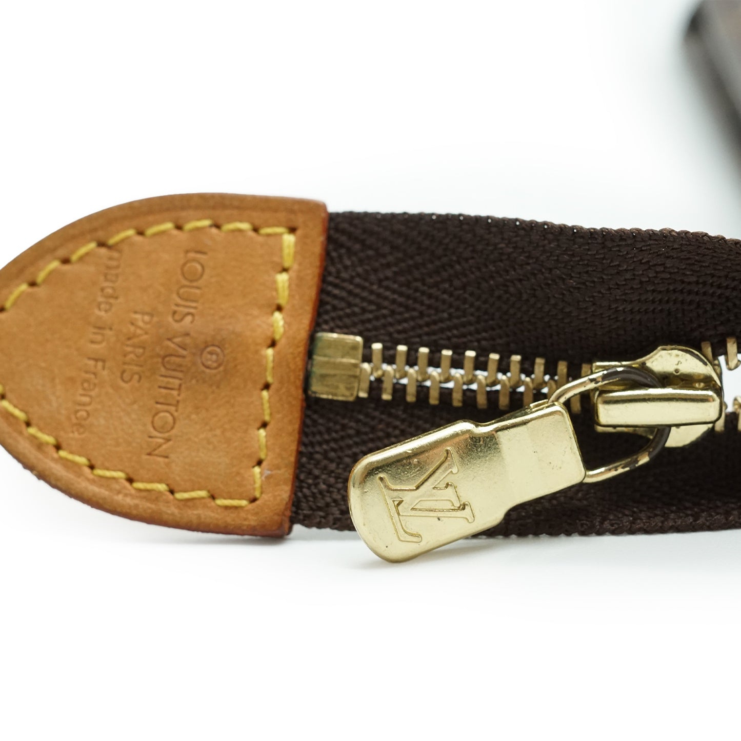 Monogram Poche Toilette 26