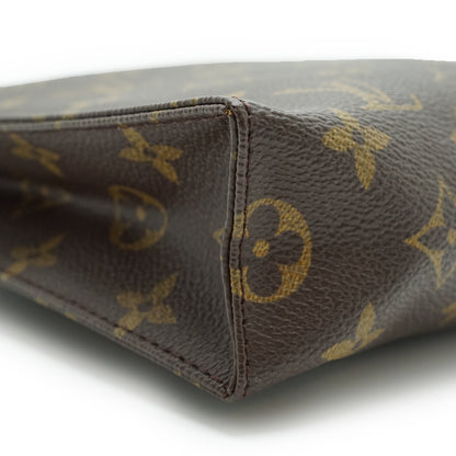Monogram Poche Toilette 26