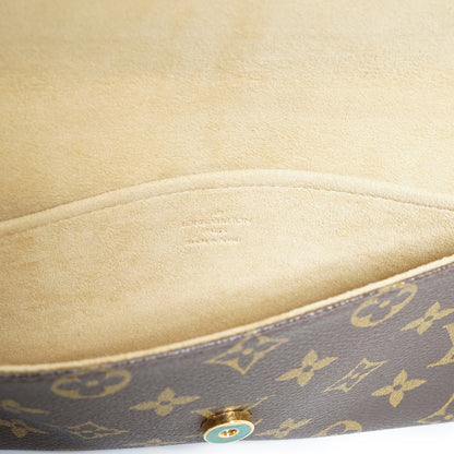 Monogram Twin Pochette GM