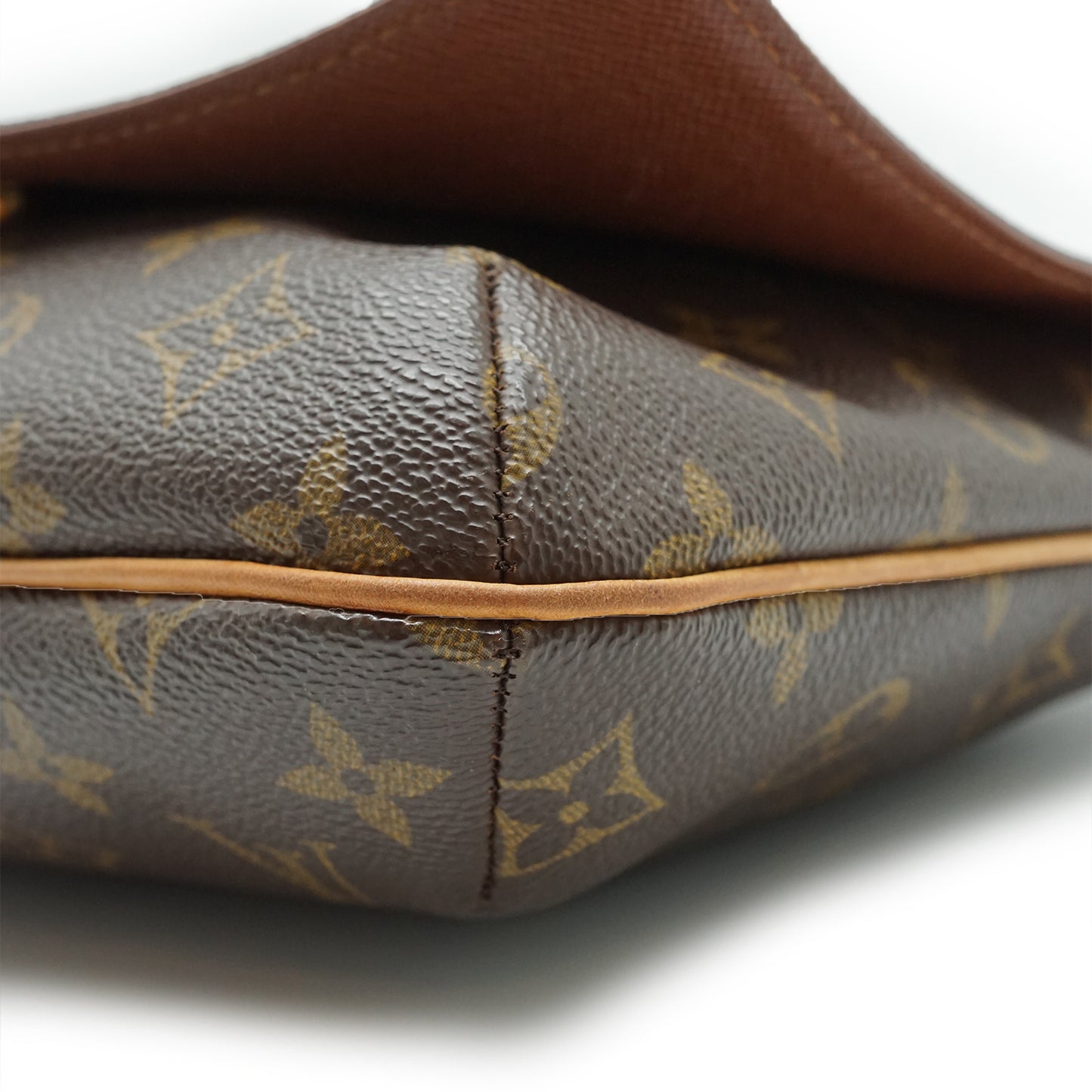 Monogram Musette Tango