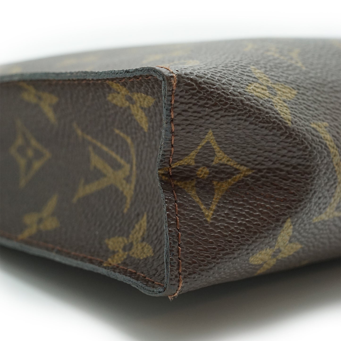 Vintage Monogram Poche Toilette Soufflet 26