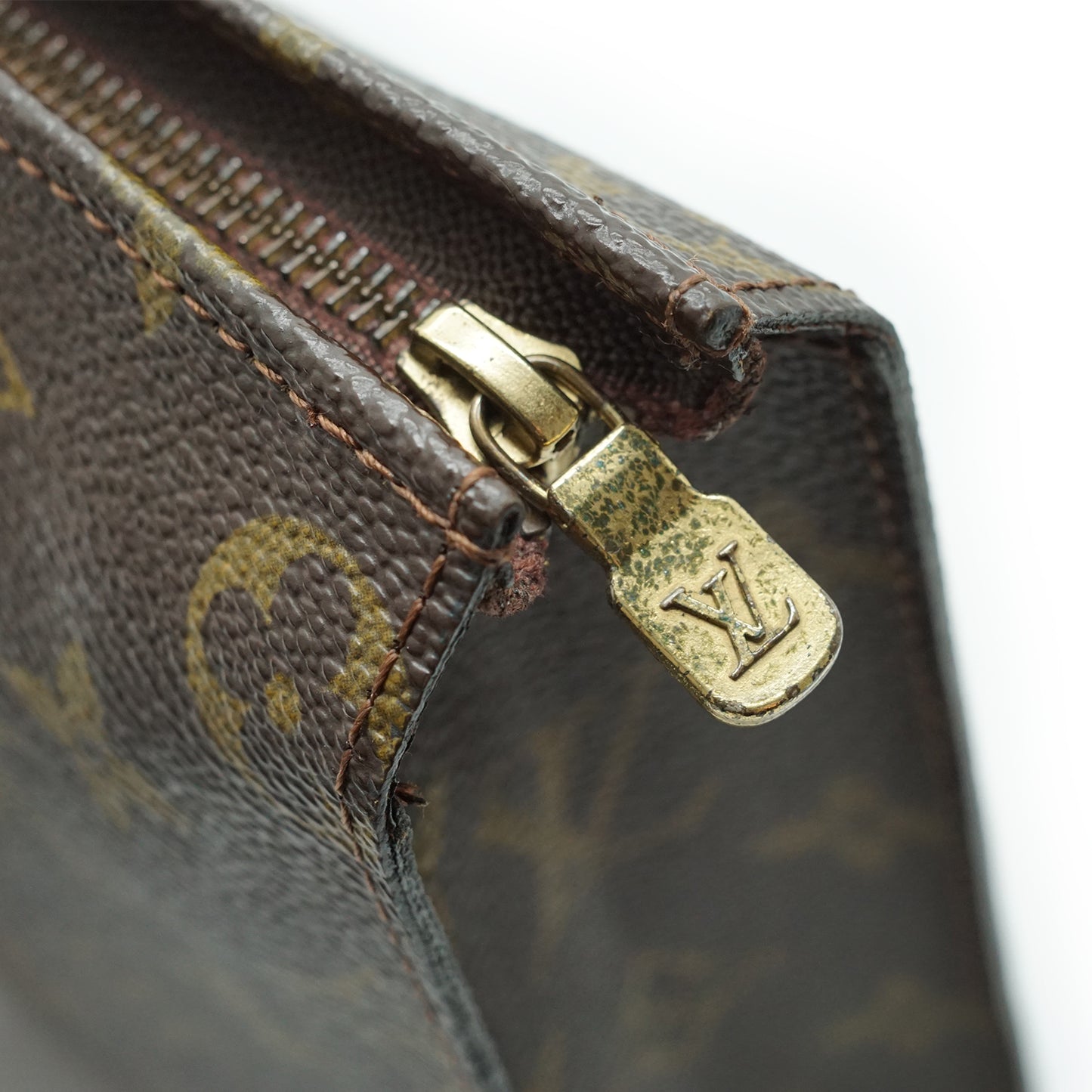 Vintage Monogram Poche Toilette Soufflet 26