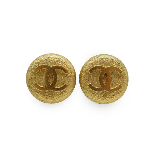 CC Logo Textured Button Clip-on Earrings GP