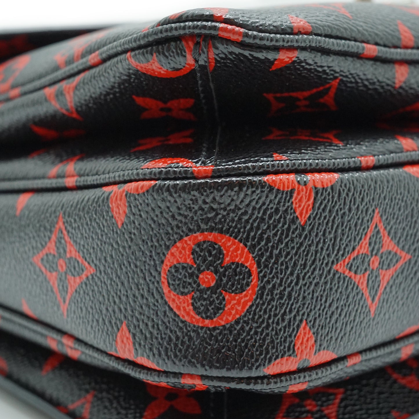 Monogram Pochette Metis MM Infrarouge Limited Edition