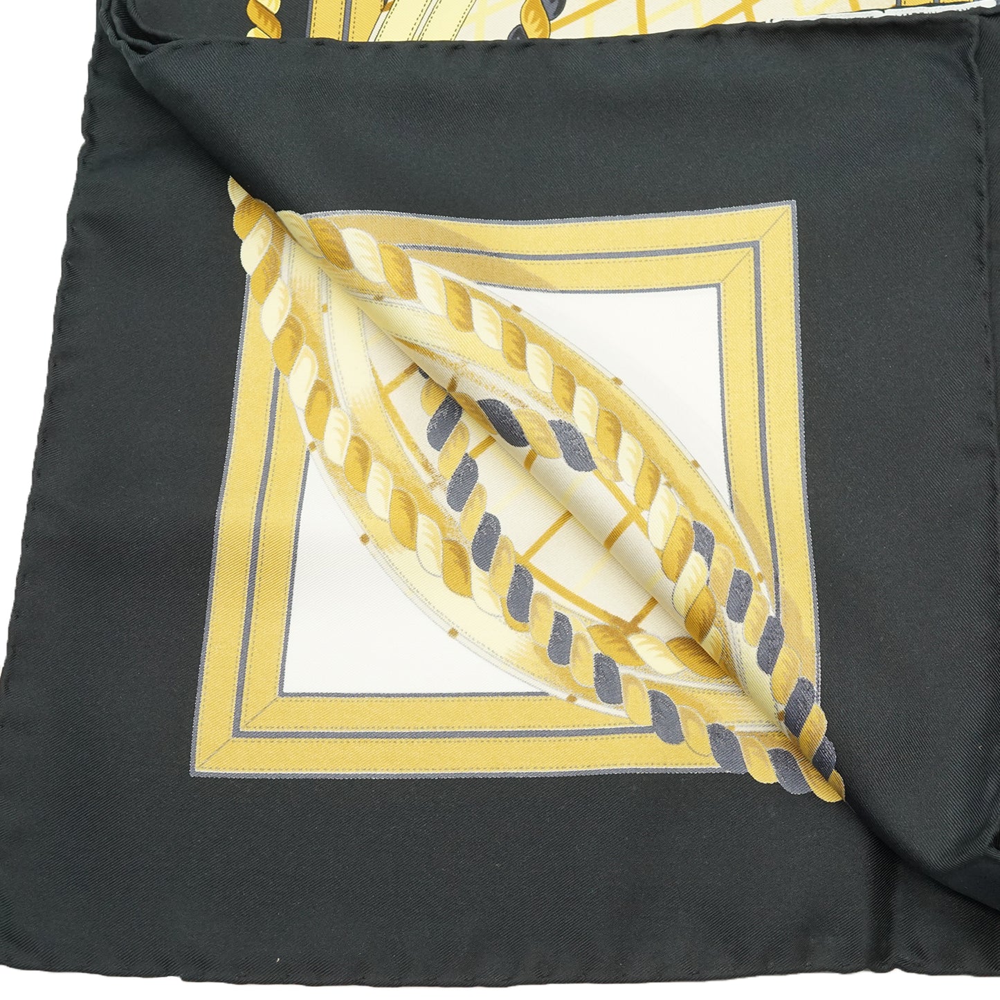 Grande Tenue Silk Carre 90