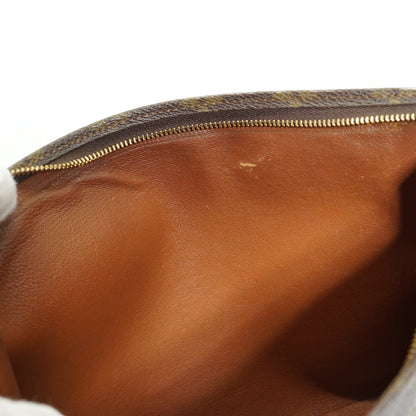 Monogram Poche Toilette 26