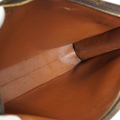 Monogram Poche Toilette 26