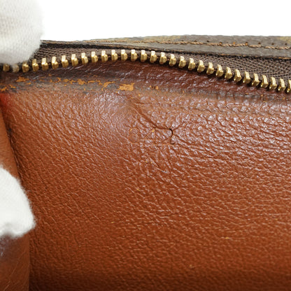 Monogram Poche Toilette 26