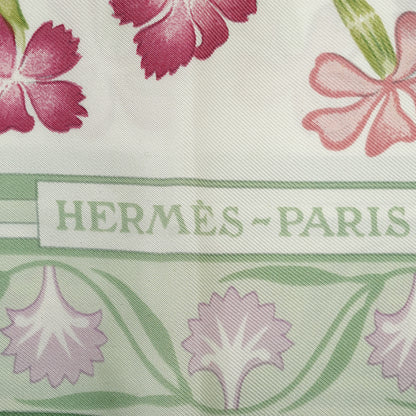 Oeillets Sauvages et autres Caryophyllees Silk Carre 90