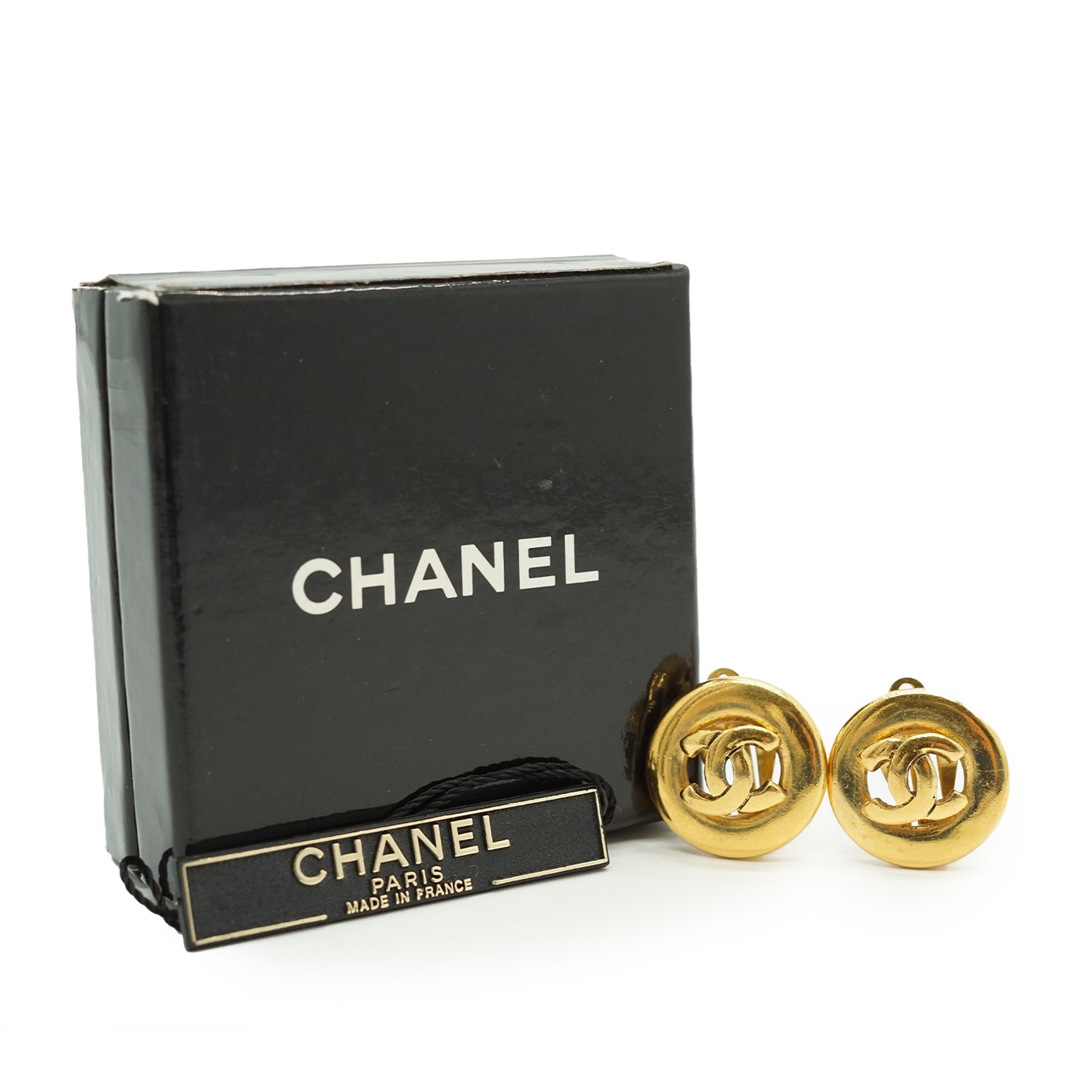 CC Cut-out Round Clip-on Earrings GP