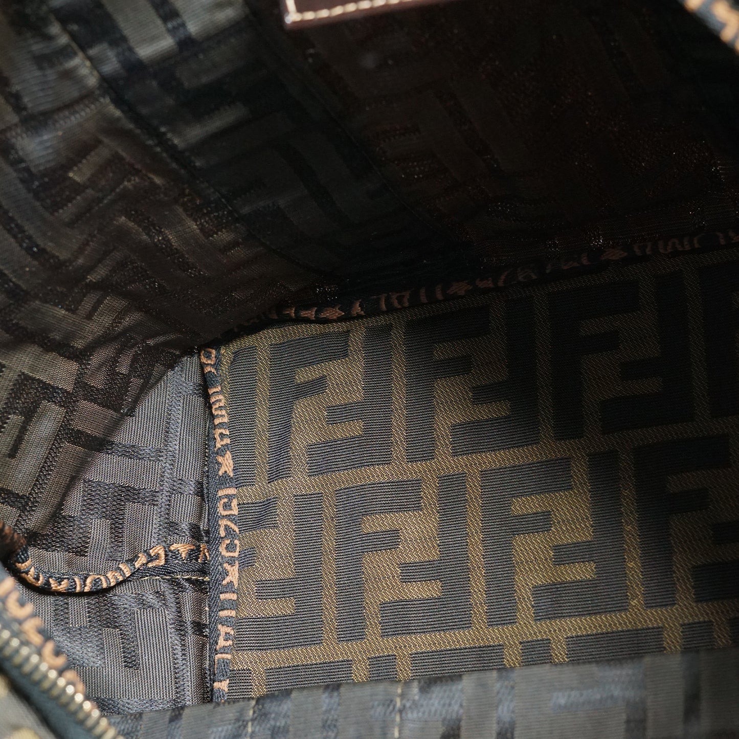 Camouflage Zucca Logo Pouch Tote