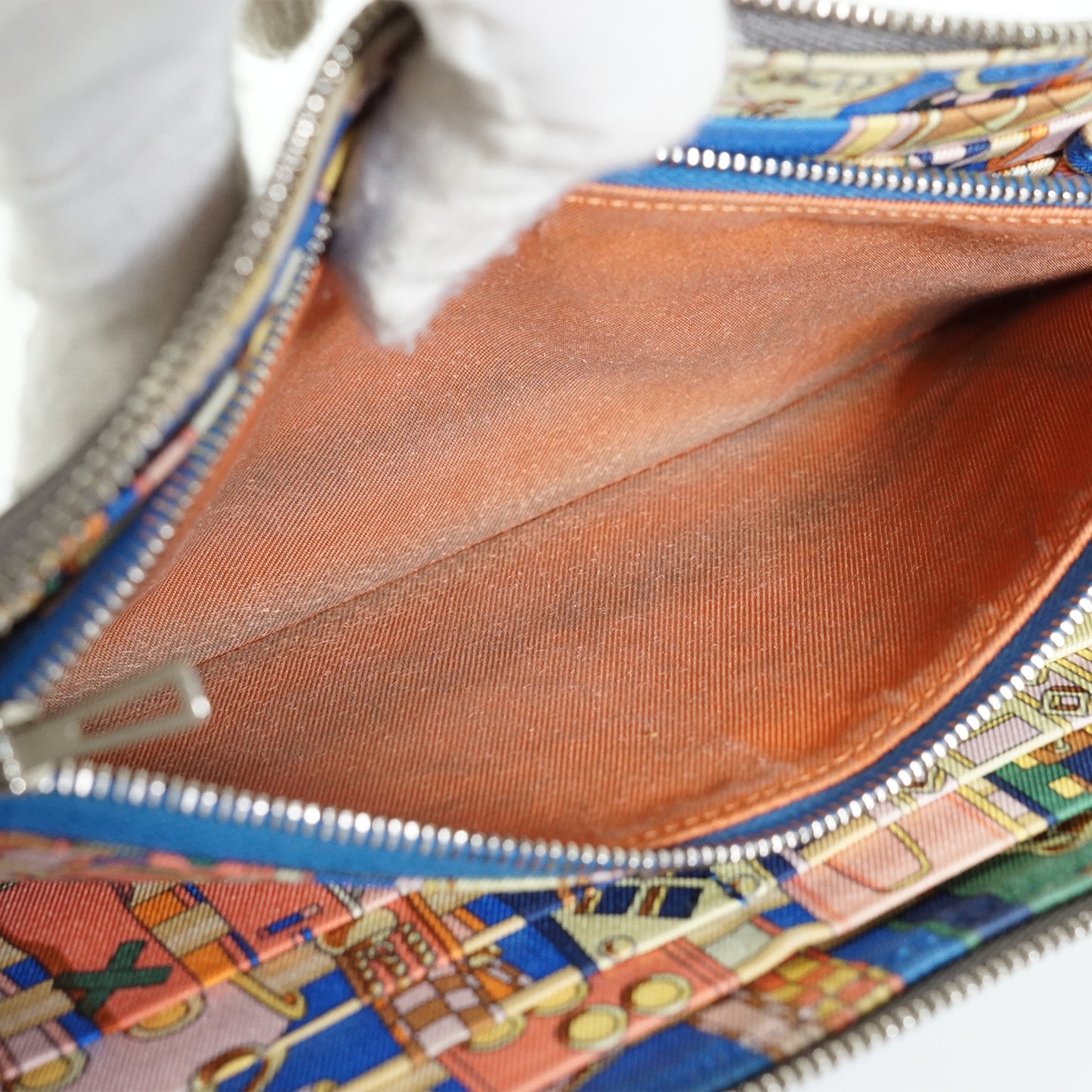 Azap Silk-in Long Wallet
