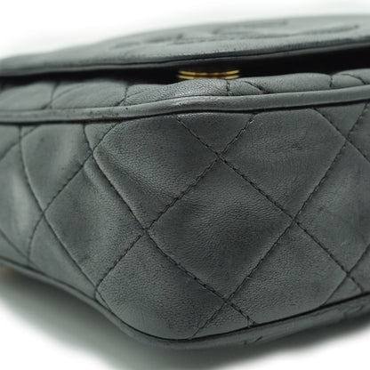 Vintage Matelasse Lambskin CC Triangle Pocket Tassel Chain Shoulder Camera Bag