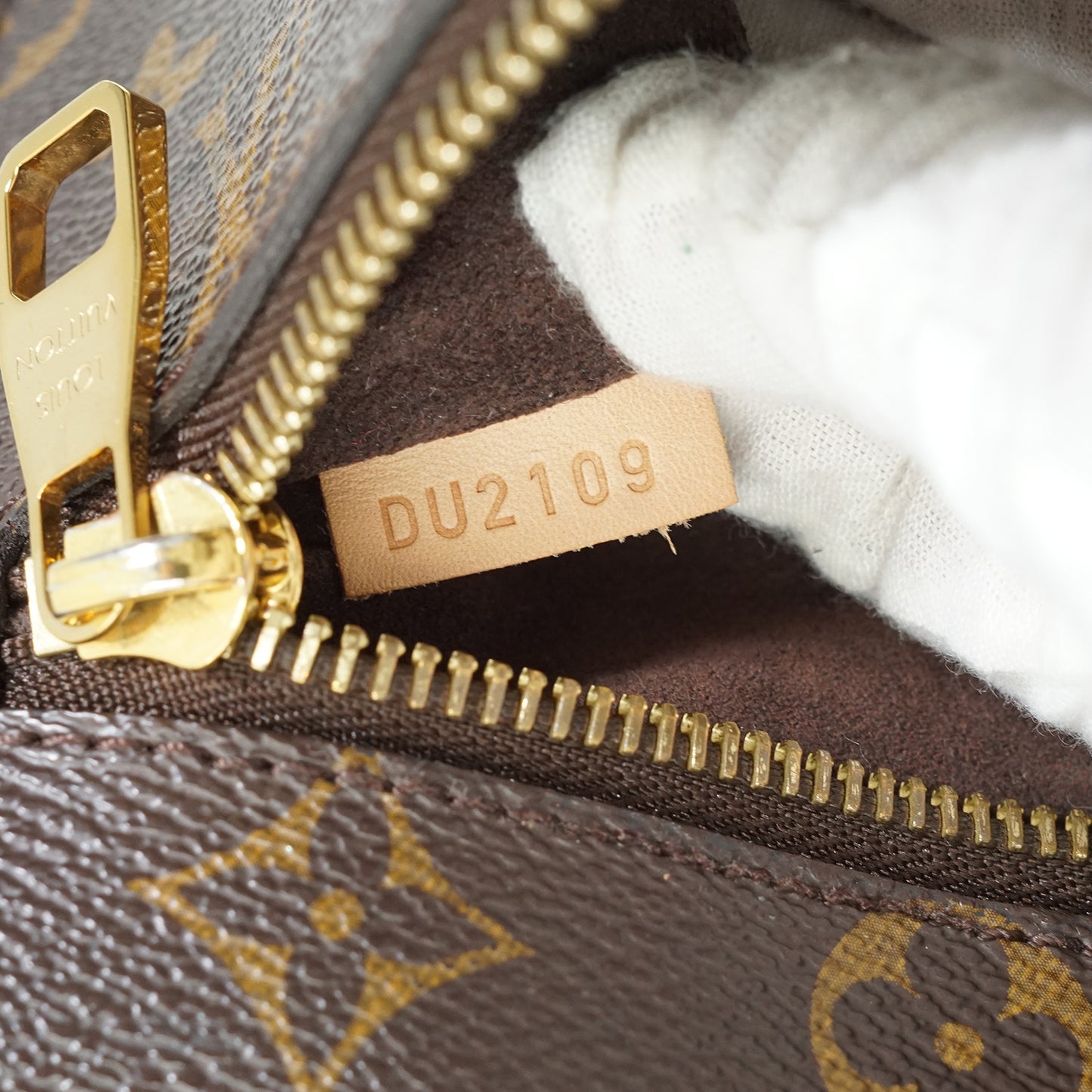 Monogram Pochette Metis MM