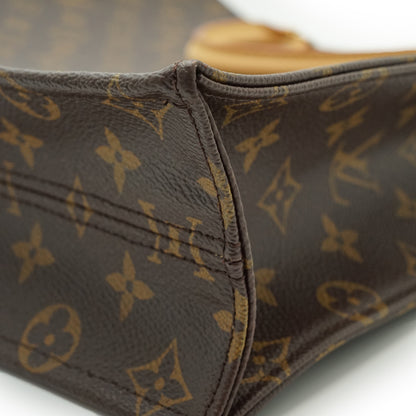 Monogram Sac Plat