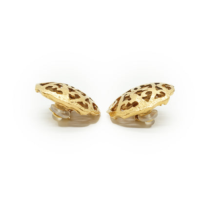 Vintage CC Cut-out Round Clip-on Earrings GP