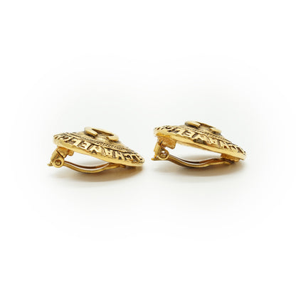 CC Logo Round Clip-on Earrings