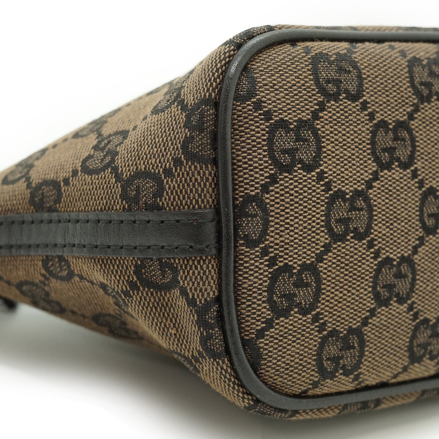 GG Canvas Boat Pochette
