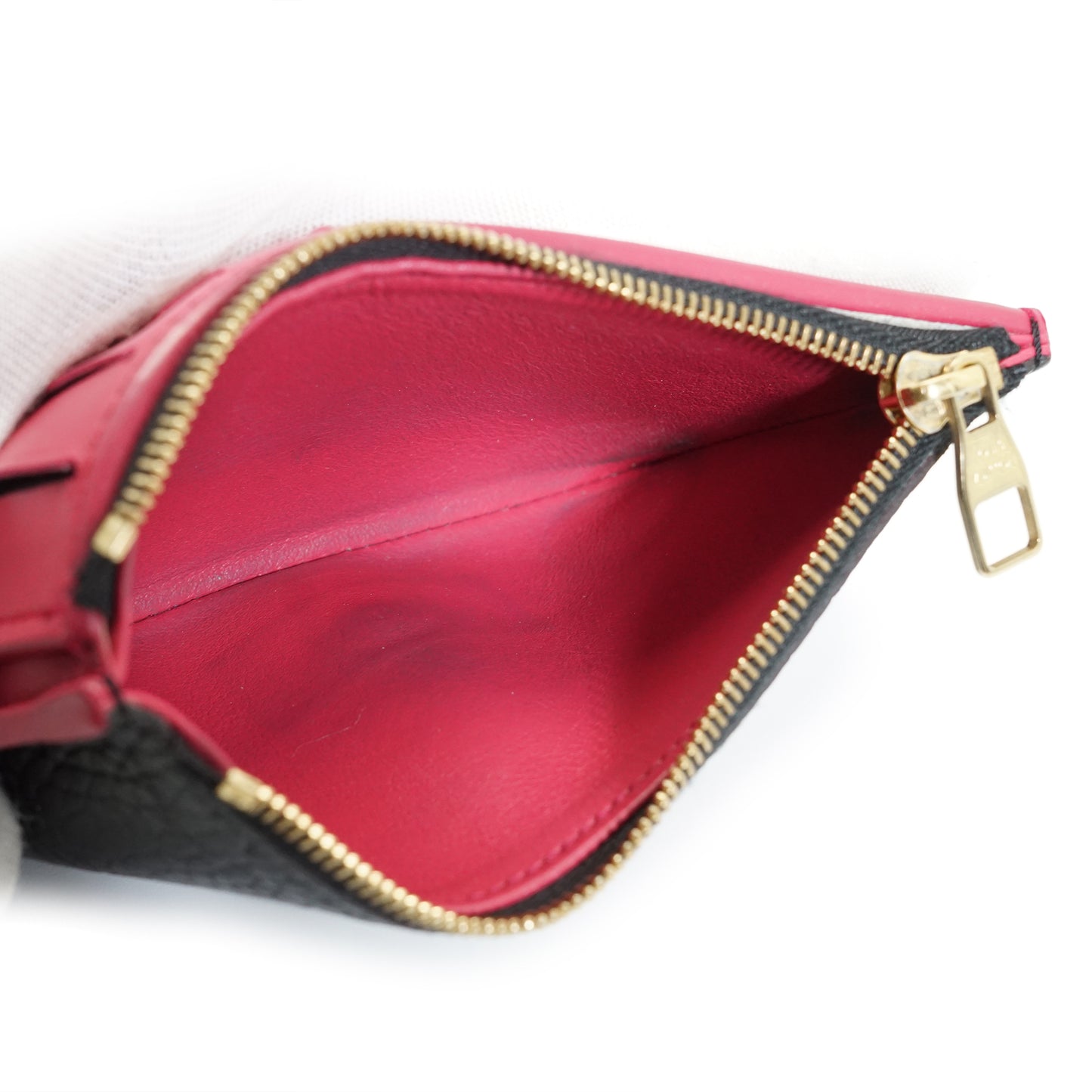 Capucines Bicolor Taurillon Compact Wallet