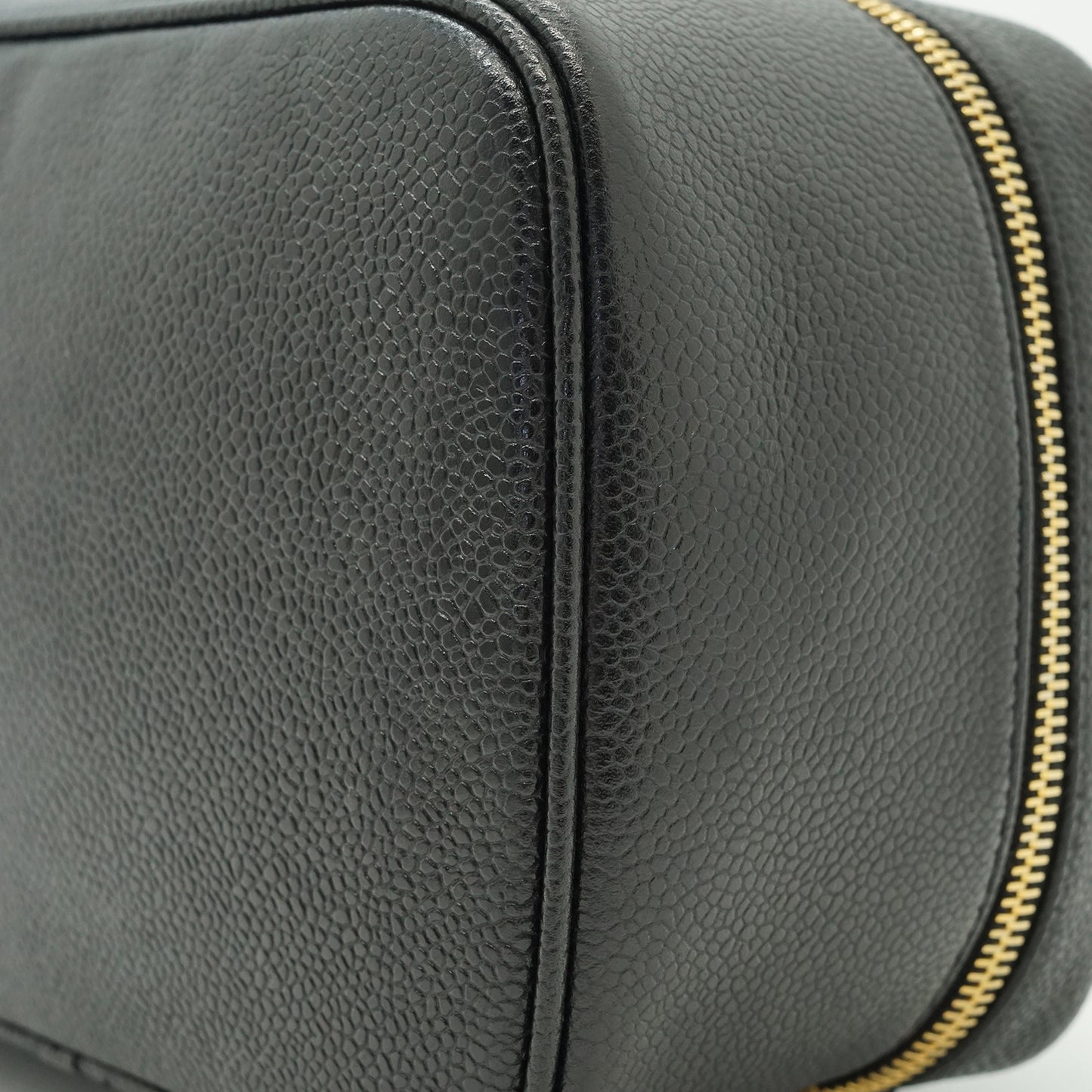Vintage CC Caviar Small Vanity Bag