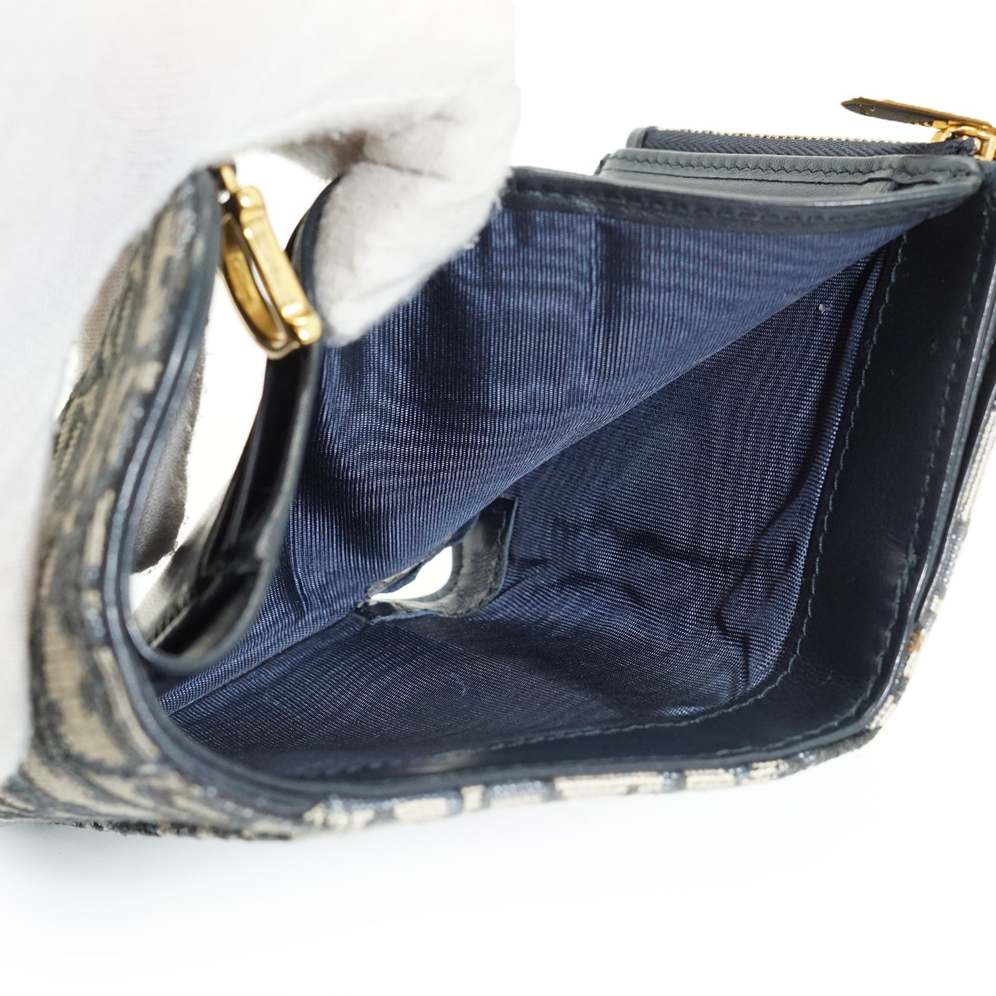 Oblique Saddle Lotus Wallet