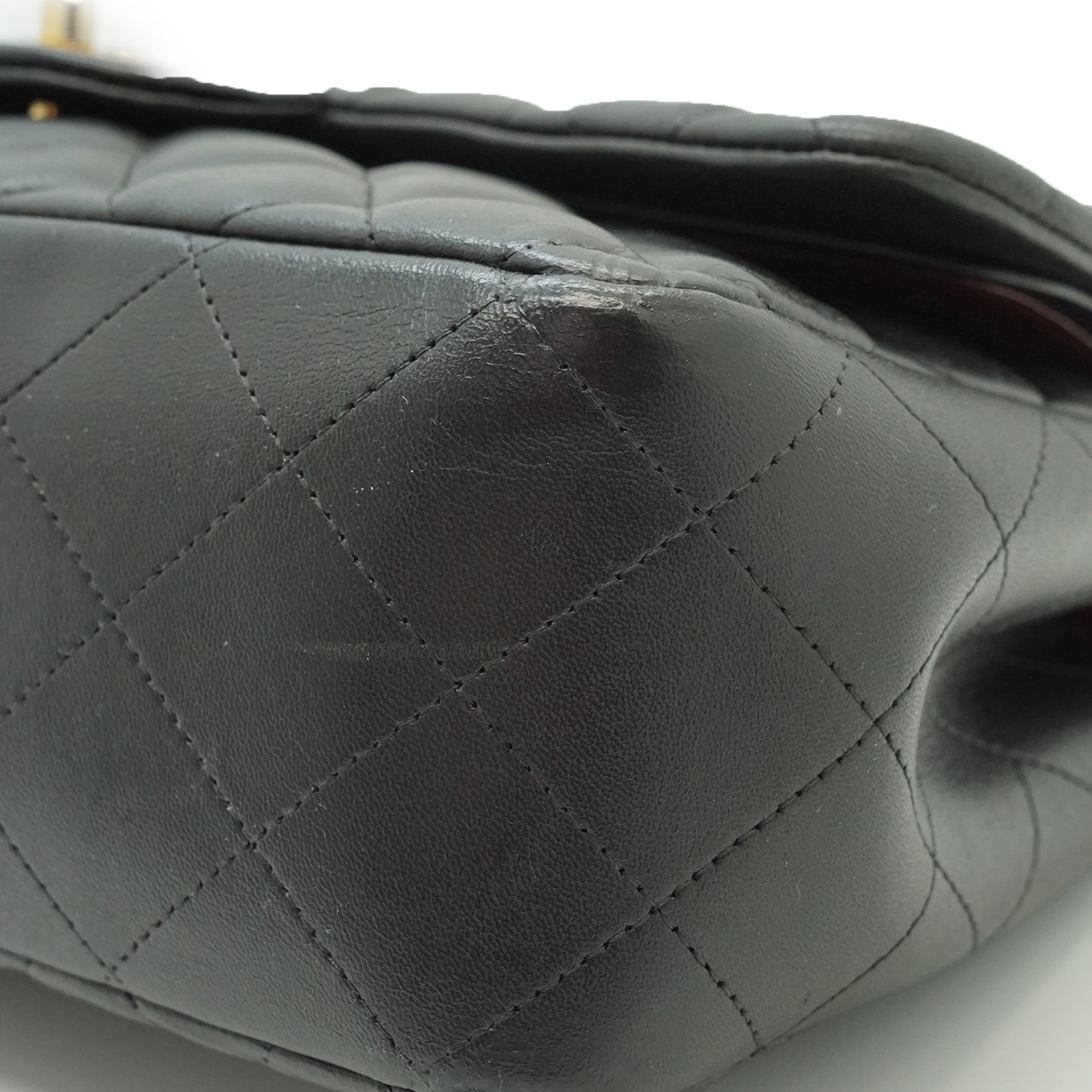 Lambskin Matelasse Classic Jumbo 30 Double Flap Chain Shoulder Bag