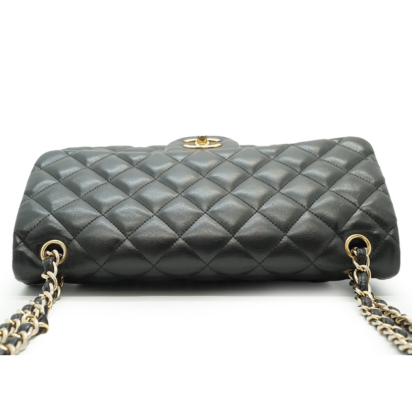 Lambskin Matelasse Classic Jumbo 30 Double Flap Chain Shoulder Bag