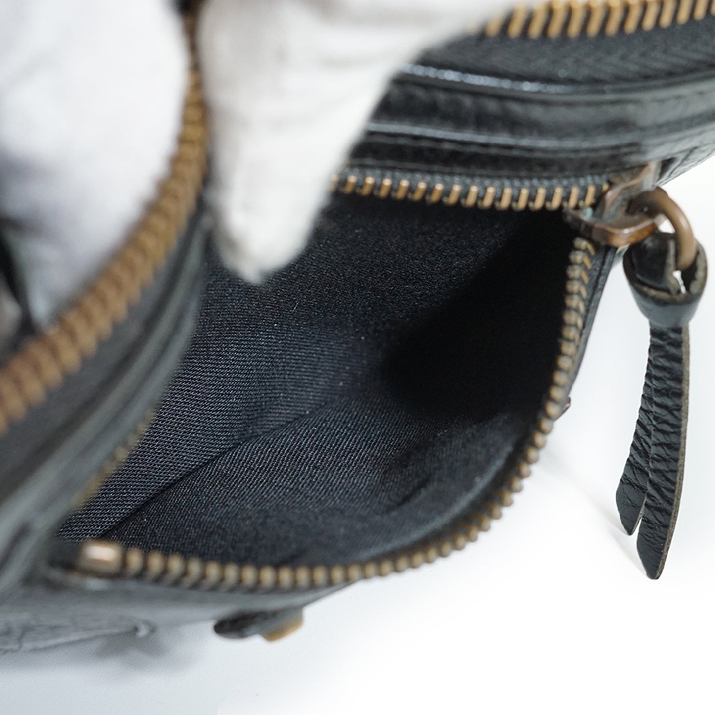 Le City Arena Lambskin Zip Around Long Wallet