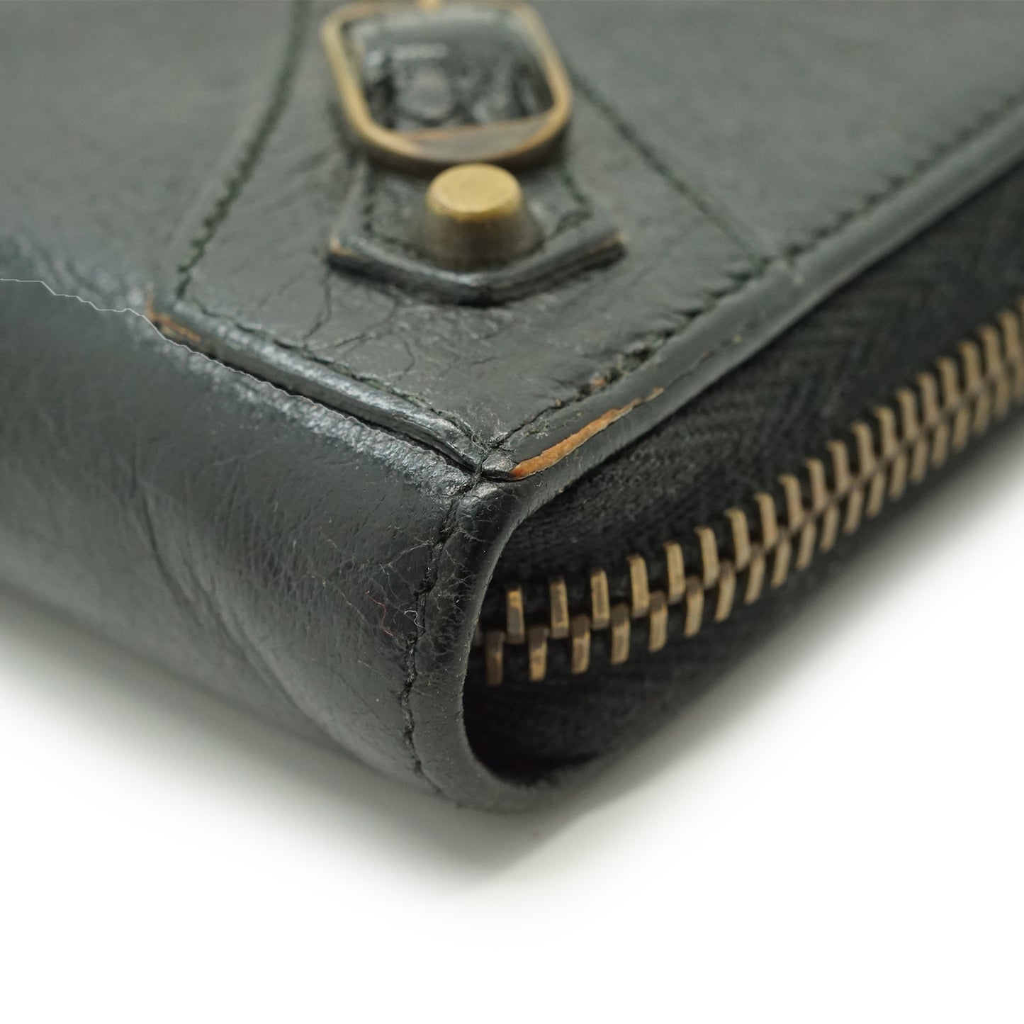 Le City Arena Lambskin Zip Around Long Wallet