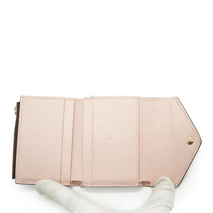 Monogram Portefeuille Zoe Rose Ballerine Compact Wallet