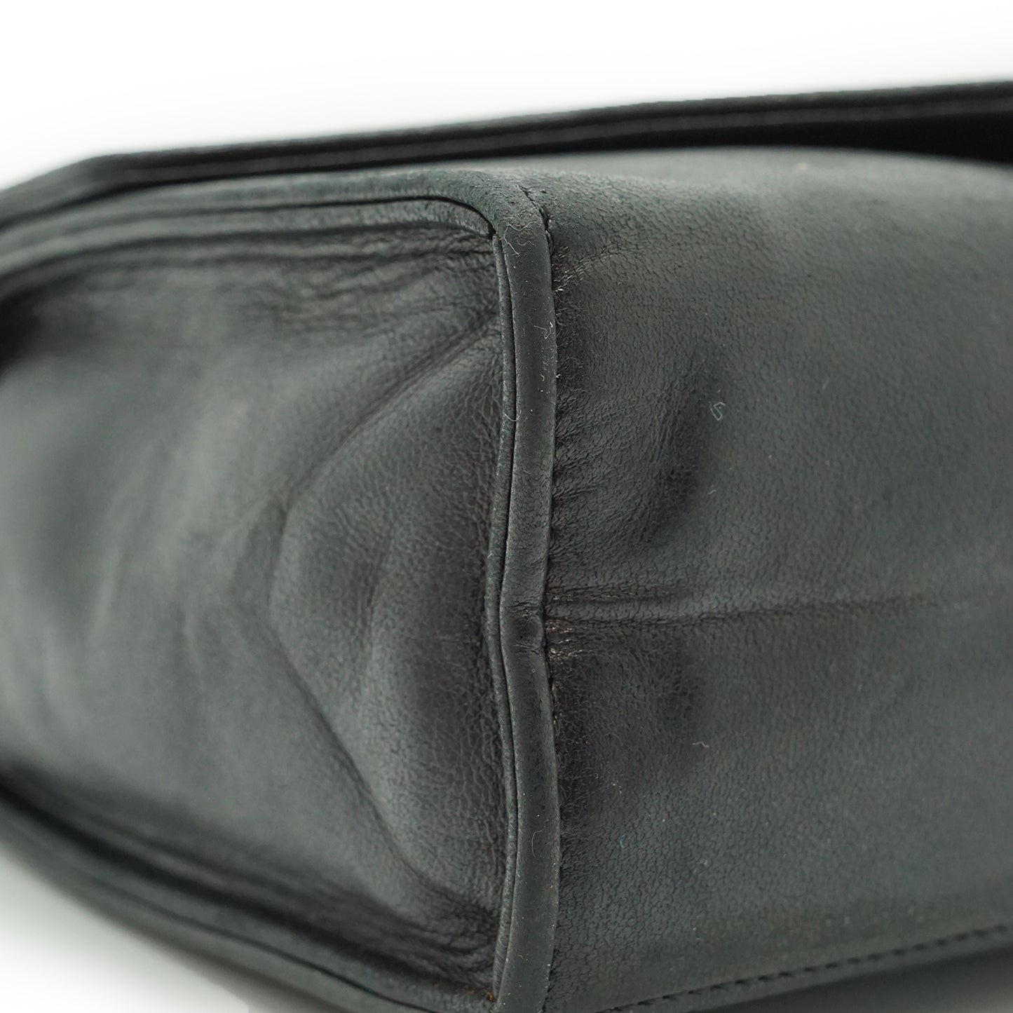 Vintage Lambskin Mademoiselle V-Stitching Chain Shoulder Bag