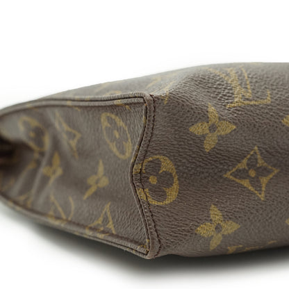 Monogram Poche Toilette 26