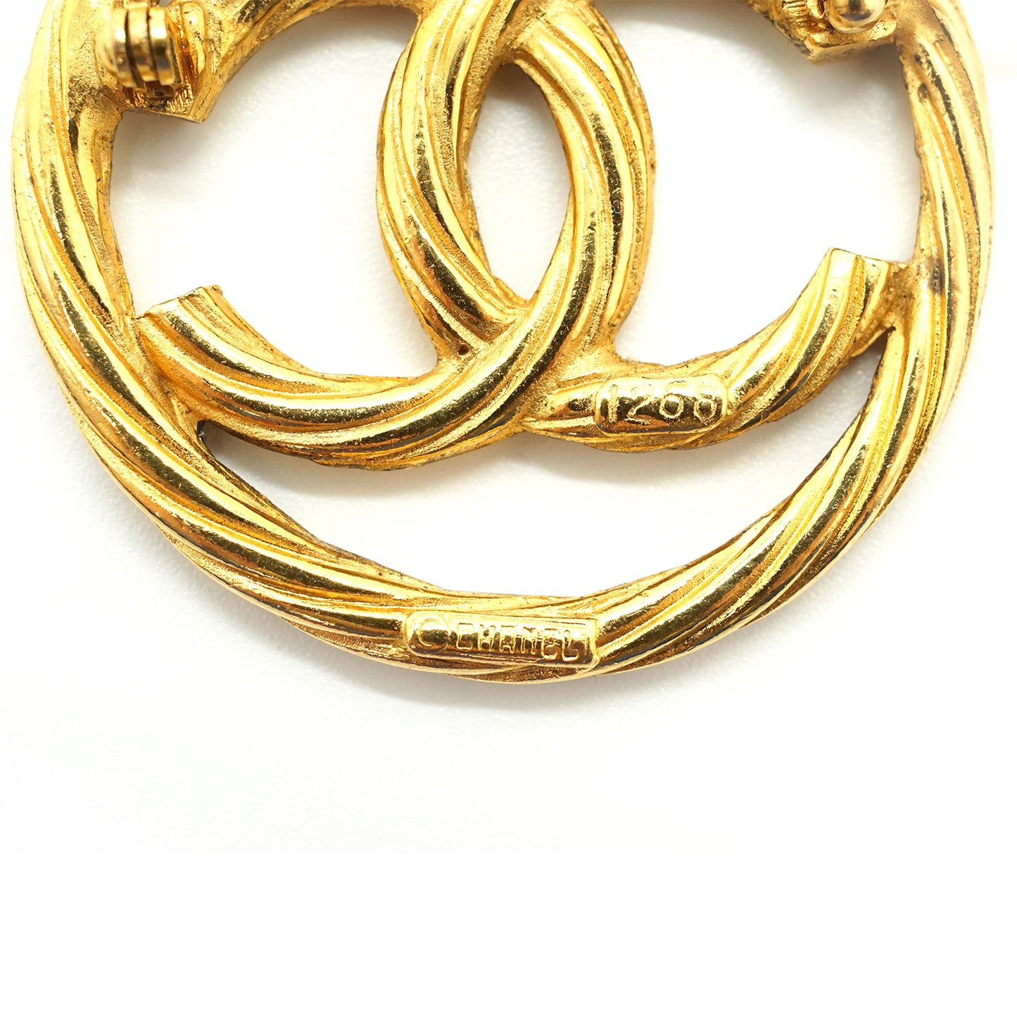 CC Twisted Cut-out Brooch