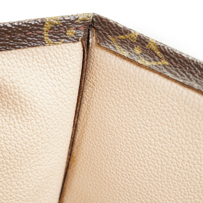 Monogram Sac Plat