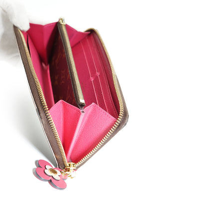 Monogram Portefeuille Clemence Pink Flower Charm Long Wallet