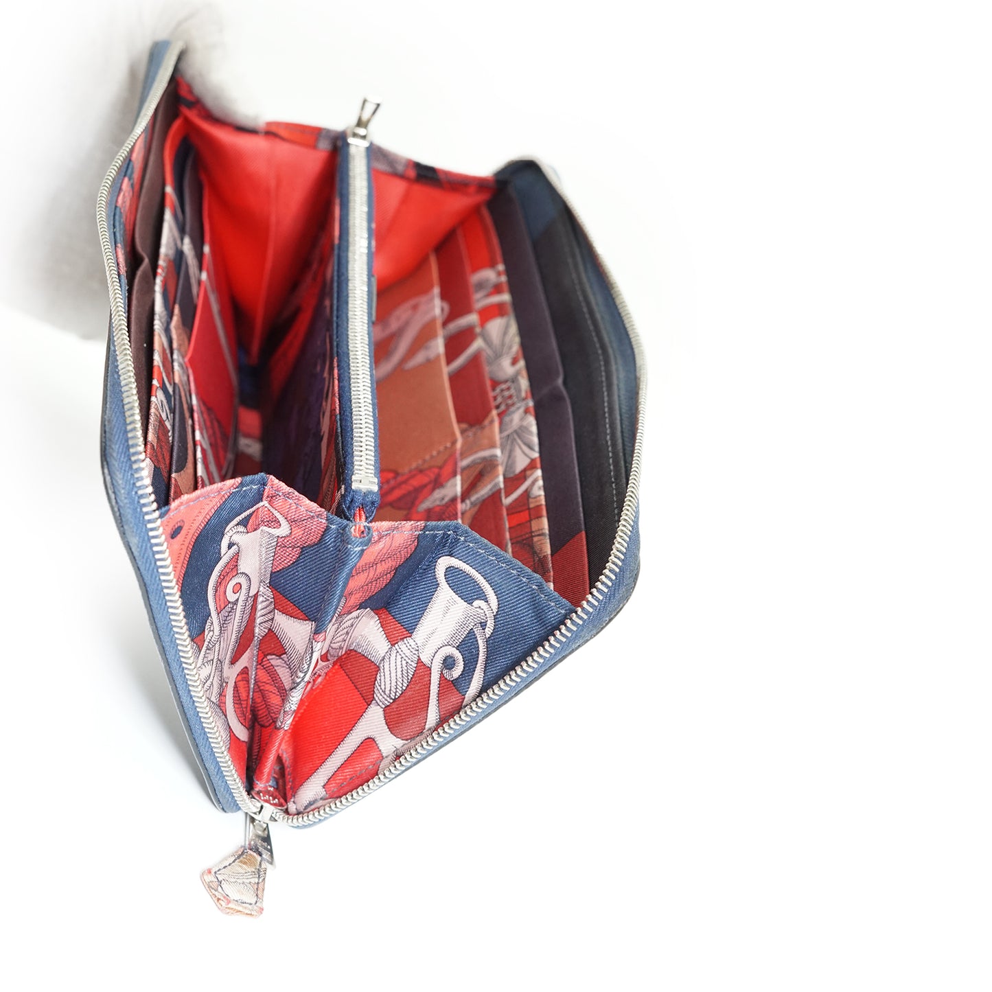 Epsom Della Cavalleria Azap Silk-in Long Wallet