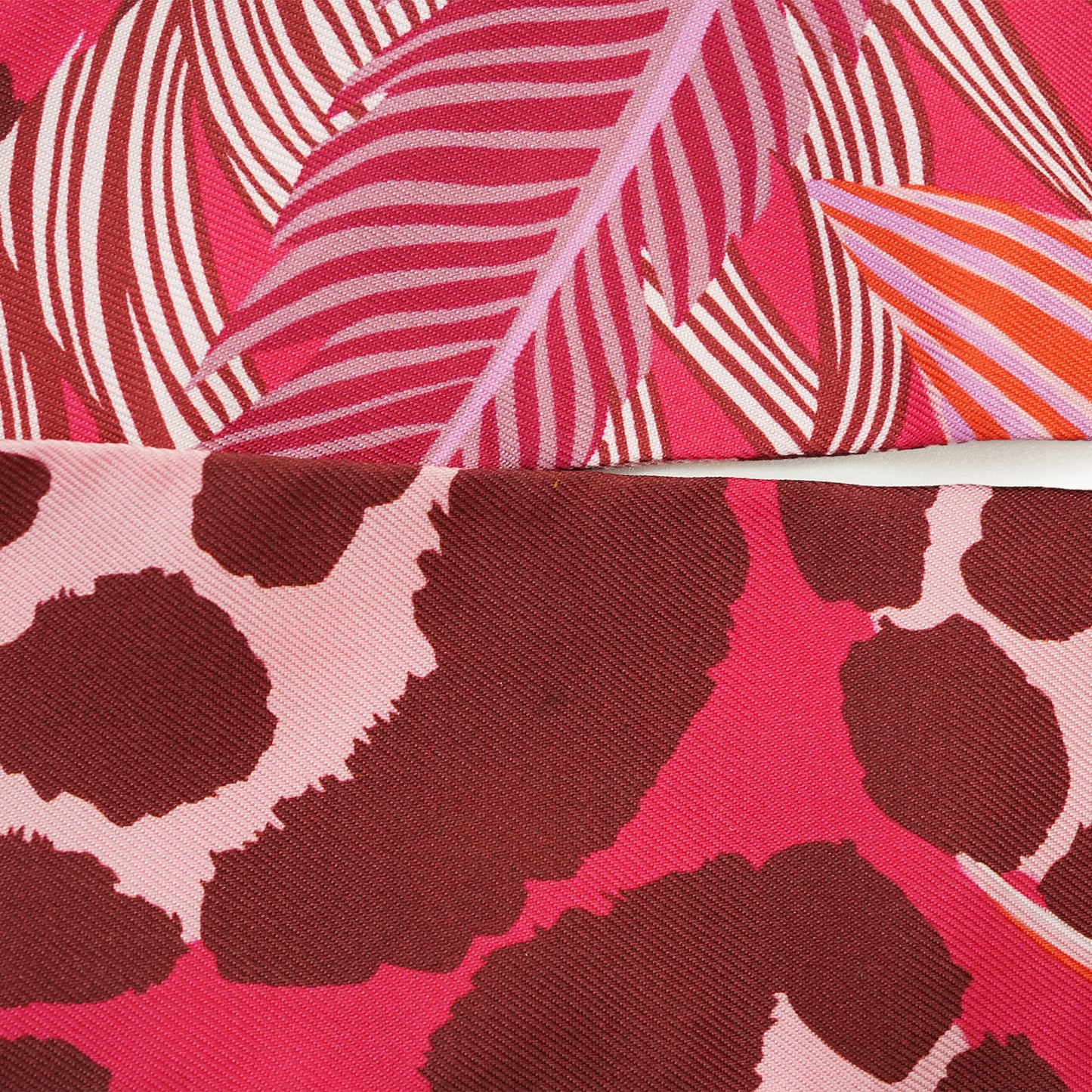 Jaguar Quetzal Silk Twilly 86