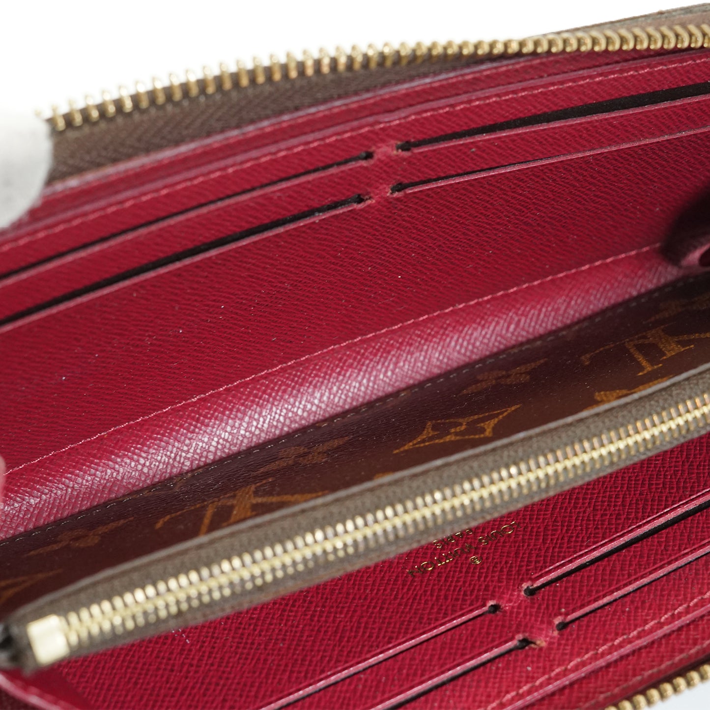 Monogram Portefeuille Clemence Fuchsia Long Wallet
