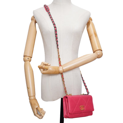 Lambskin Chanel 19 Wallet-on-Chain