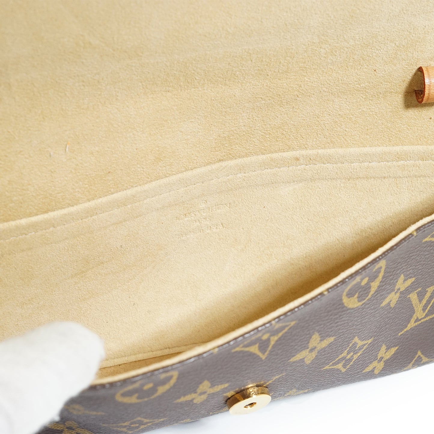 Monogram Twin Pochette GM